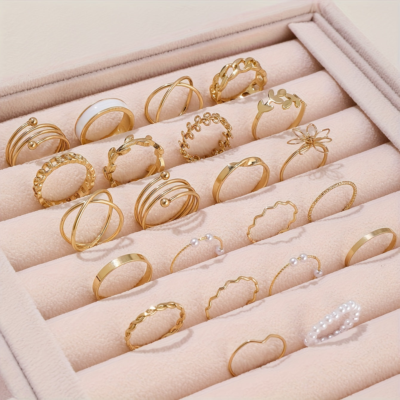 Luxurious 86psc Gold Jewelry Set